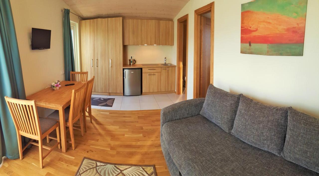 Smelio Vila Apartments Palanga Eksteriør billede