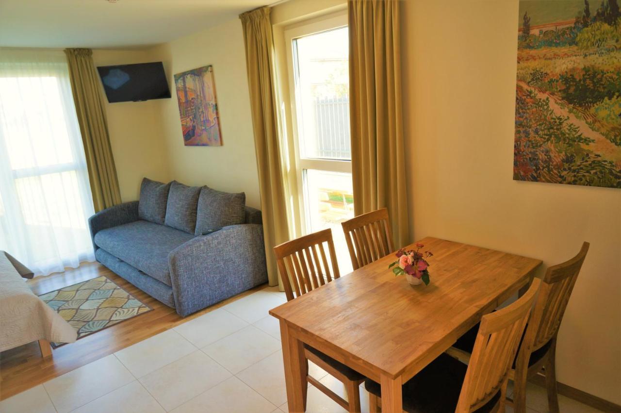 Smelio Vila Apartments Palanga Eksteriør billede