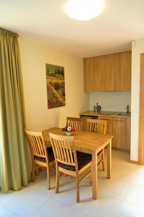 Smelio Vila Apartments Palanga Eksteriør billede