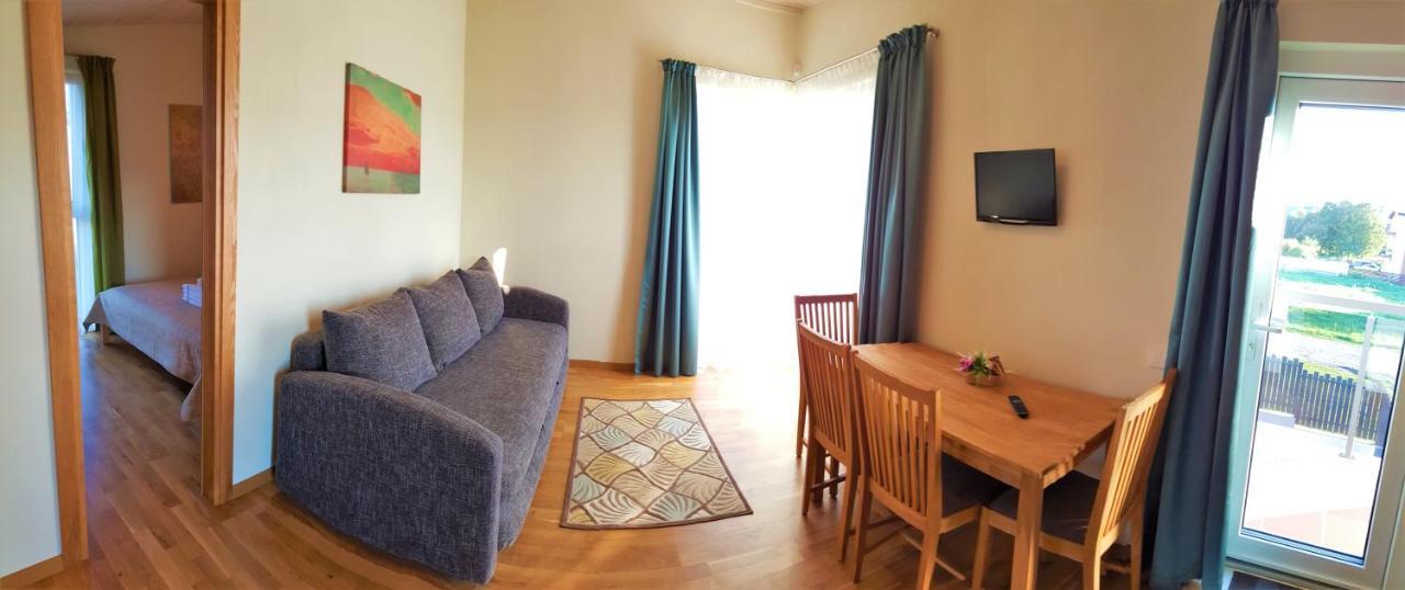 Smelio Vila Apartments Palanga Eksteriør billede